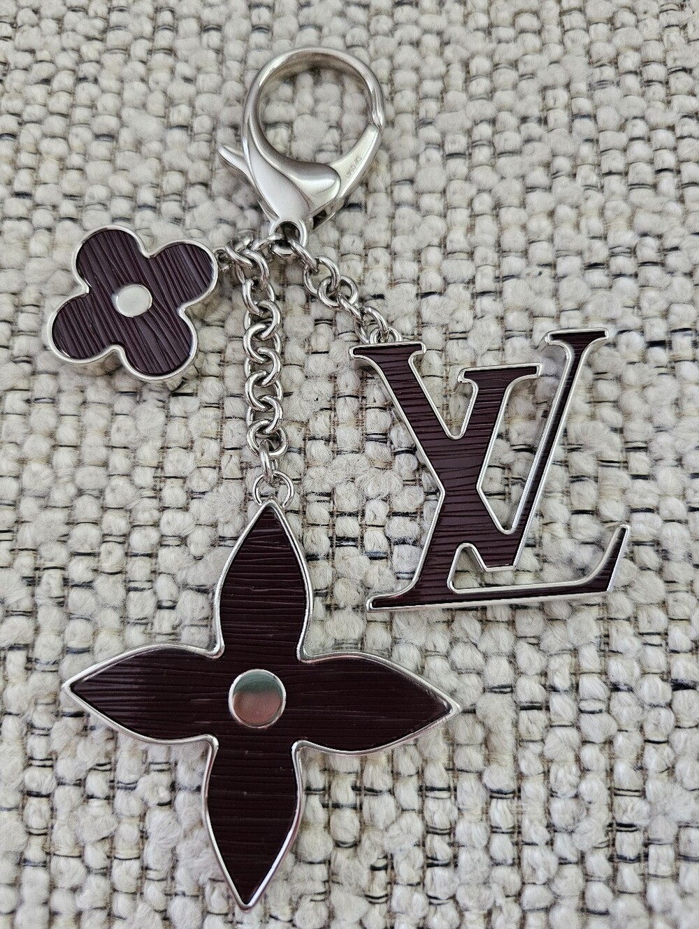 Louis Vuitton Fleur Charm Silver Hardware